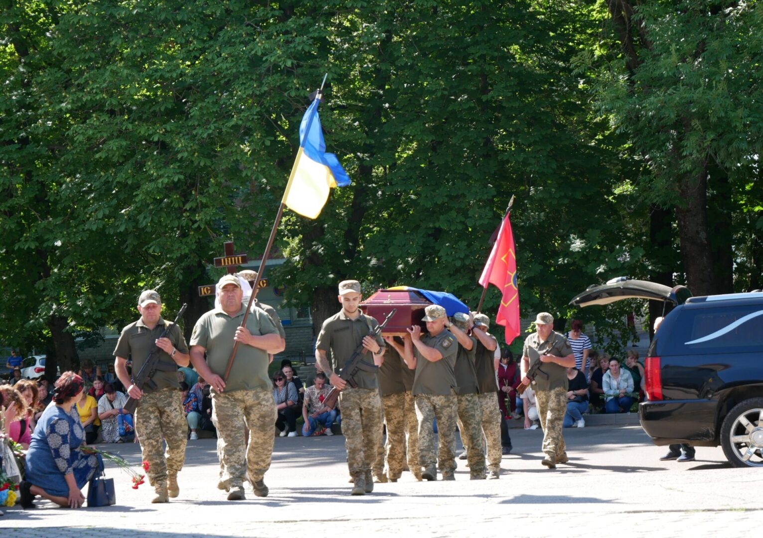 Роменська громада попрощалася із Захисником України Миколою Богославським