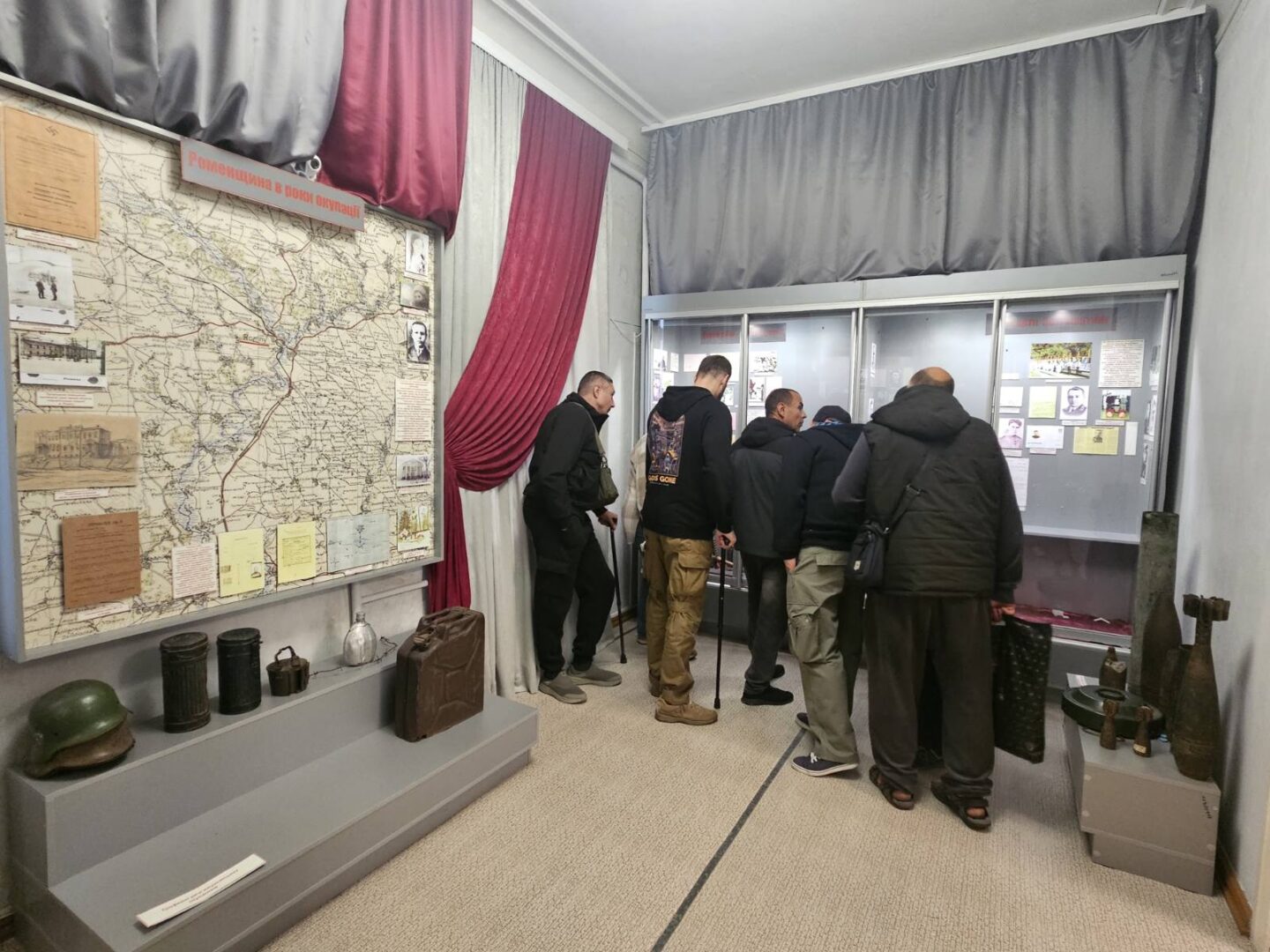 Для ветеранів Роменщини провели екскурсію до краєзнавчого музею